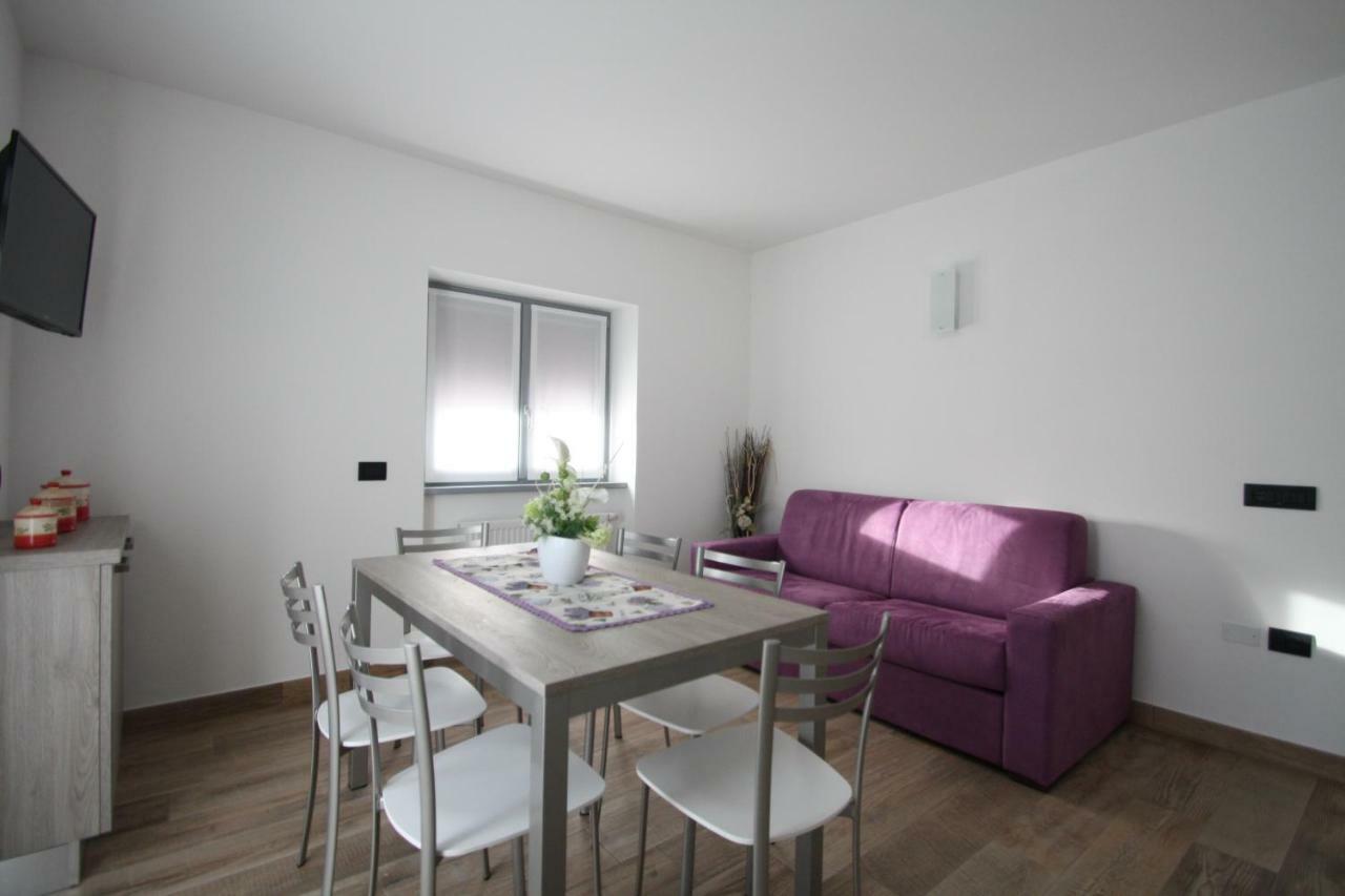 Casa Ai Stabli Apartment เมซซานา ภายนอก รูปภาพ