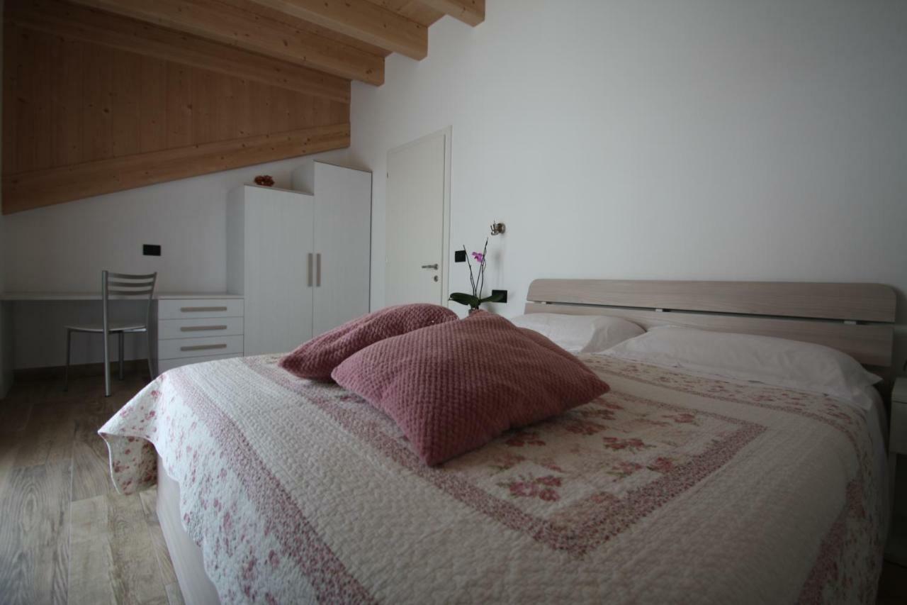 Casa Ai Stabli Apartment เมซซานา ภายนอก รูปภาพ