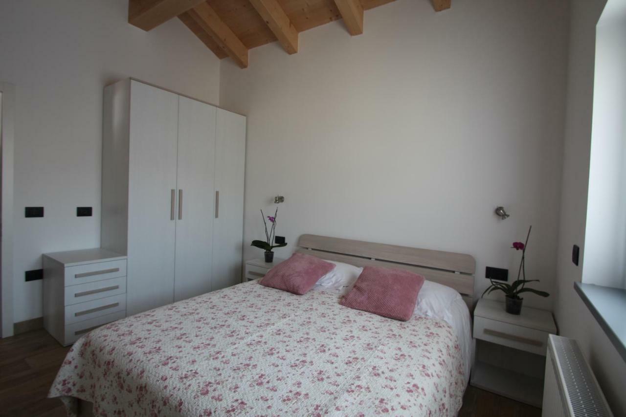 Casa Ai Stabli Apartment เมซซานา ภายนอก รูปภาพ
