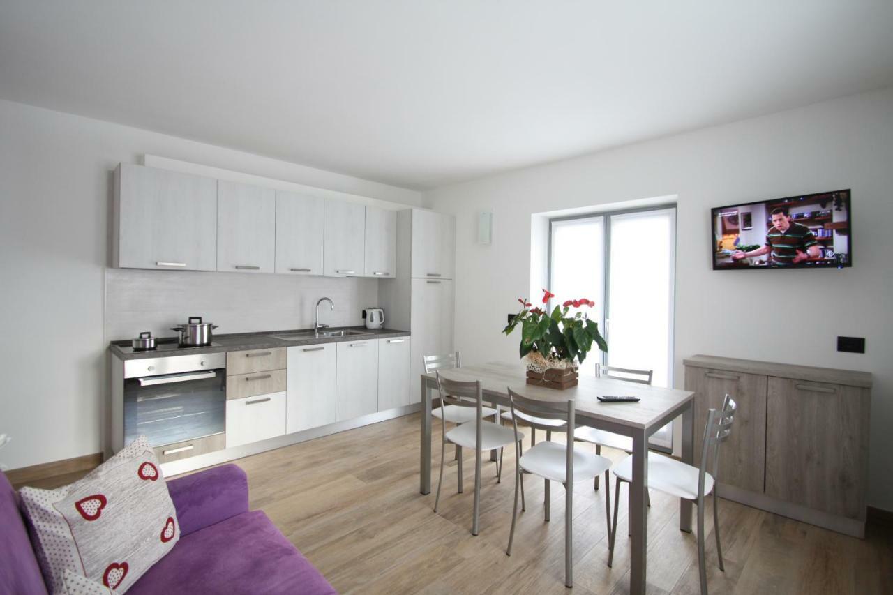 Casa Ai Stabli Apartment เมซซานา ภายนอก รูปภาพ